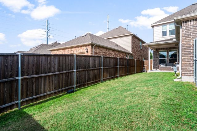313 Kennewick Drive, Garland, TX 75044