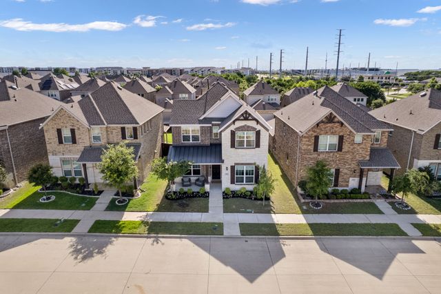 313 Kennewick Drive, Garland, TX 75044