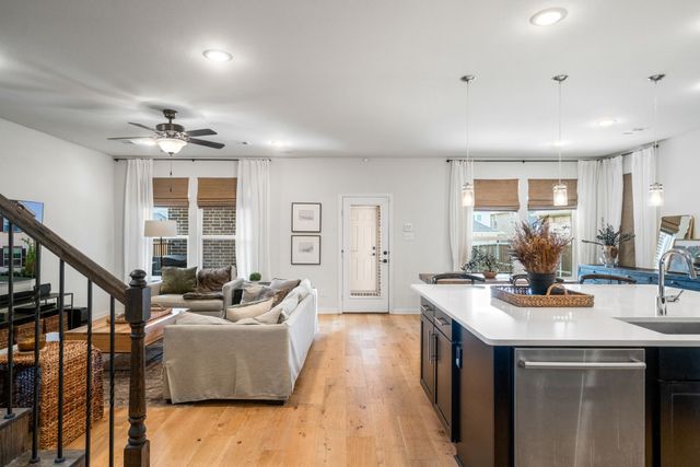 313 Kennewick Drive, Garland, TX 75044