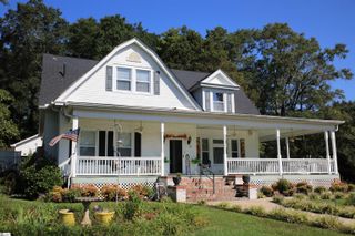 711 Ne Main Street, Easley, SC 29640