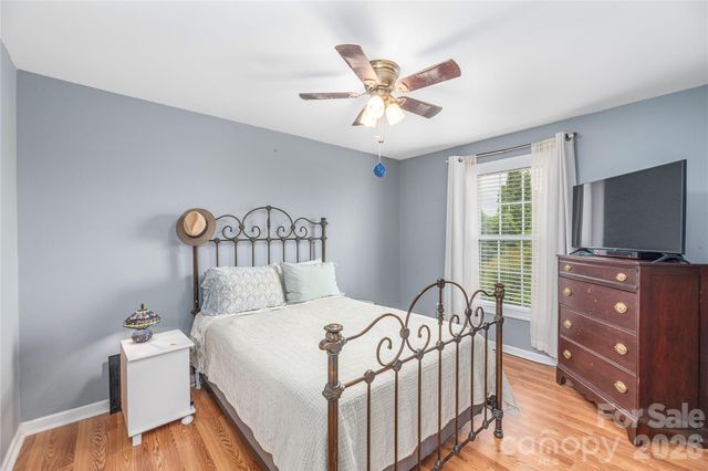 34 Joy Hughes Lane, Leicester, NC 28748