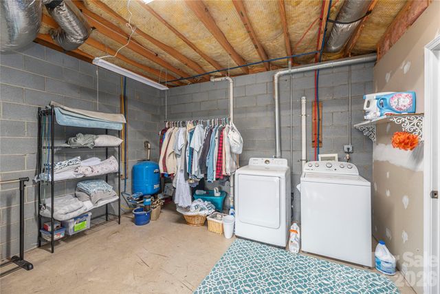 34 Joy Hughes Lane, Leicester, NC 28748