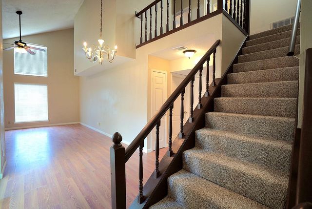 133 Cotton Drive, Lake Jackson, TX 77566