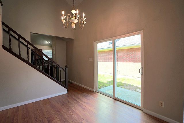 133 Cotton Drive, Lake Jackson, TX 77566