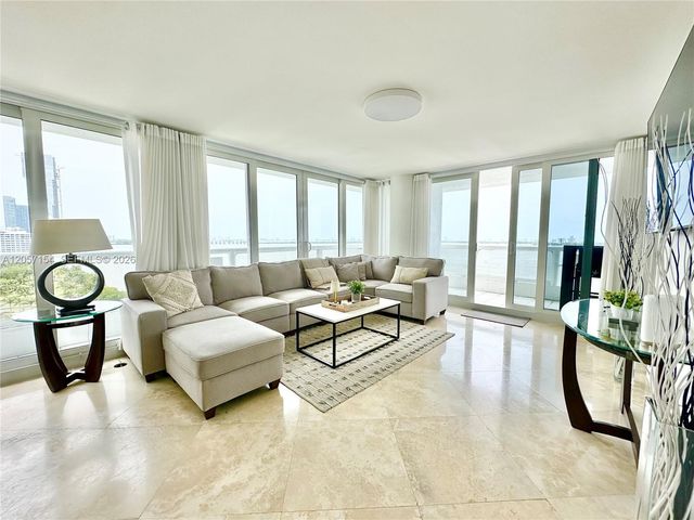 1717 N Bayshore Dr A-1534, Miami, FL 33132