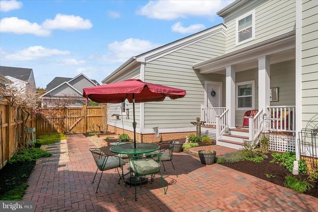 8050 EASTON VILLAGE DR, Easton, MD 21601