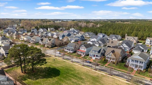 8050 EASTON VILLAGE DR, Easton, MD 21601