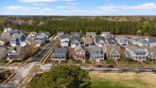 8050 EASTON VILLAGE DR, Easton, MD 21601