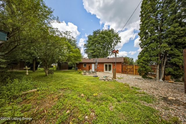 2830 Rockhaven Ave, Louisville, KY 40220