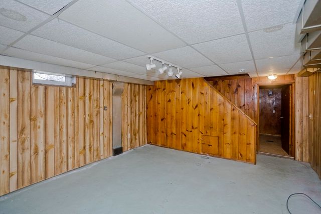 185 East St, Springfield, MA 01104