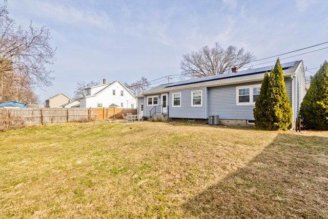 185 East St, Springfield, MA 01104