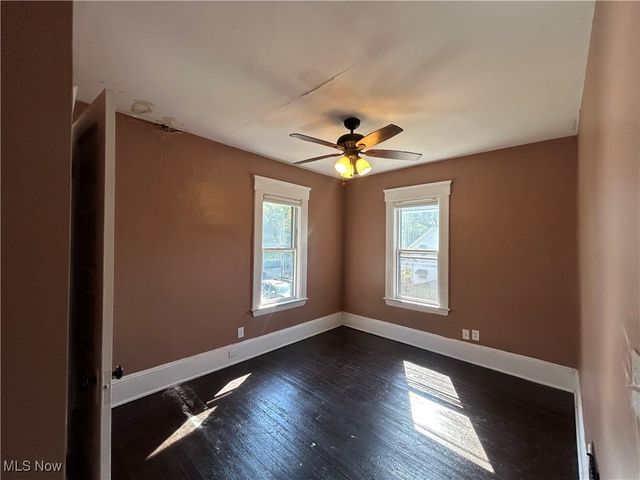 4309 Clinton Avenue, Cleveland, OH 44113