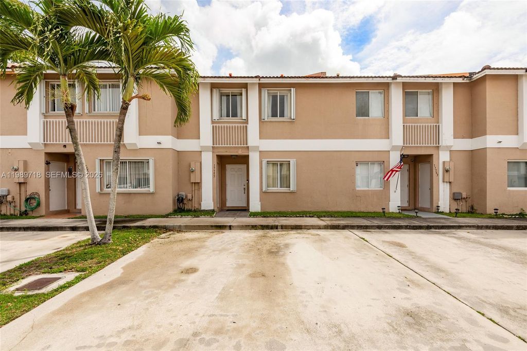 17757 SW 141st Court, Miami, FL 33177