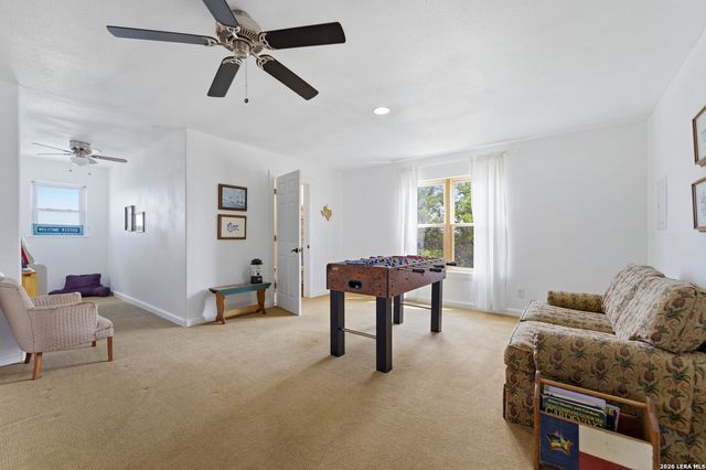 250 County Road 241, Hondo, TX 78861