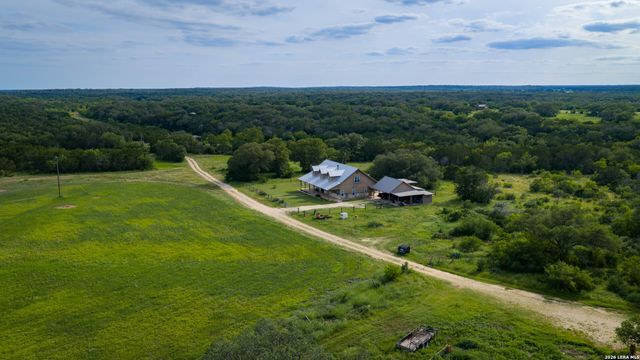 250 County Road 241, Hondo, TX 78861