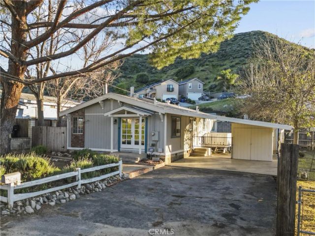 29506 Cromwell Avenue, Castaic, CA 91384