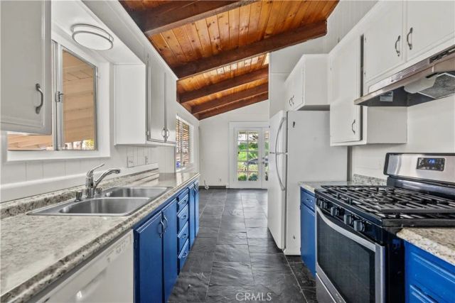 29506 Cromwell Avenue, Castaic, CA 91384