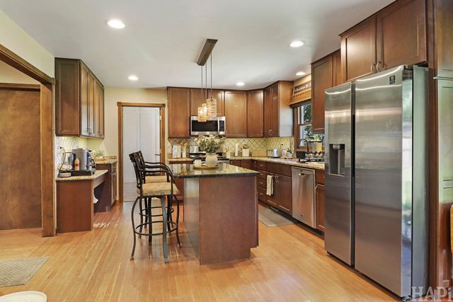 1109 Hollywood Boulevard, Mchenry, IL 60050