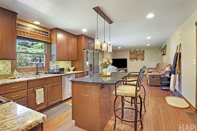 1109 Hollywood Boulevard, Mchenry, IL 60050