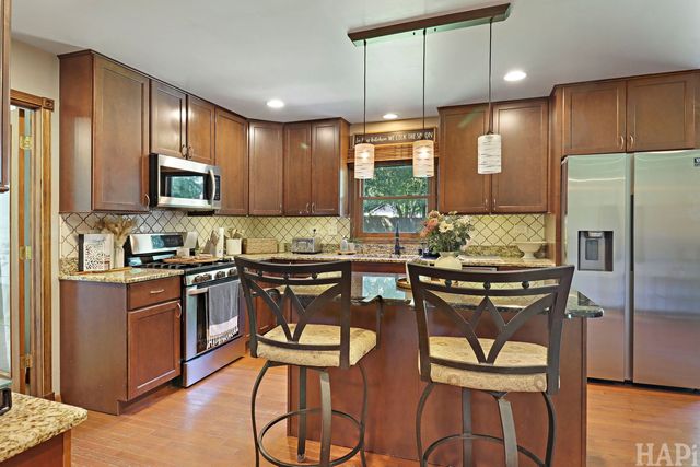 1109 Hollywood Boulevard, Mchenry, IL 60050