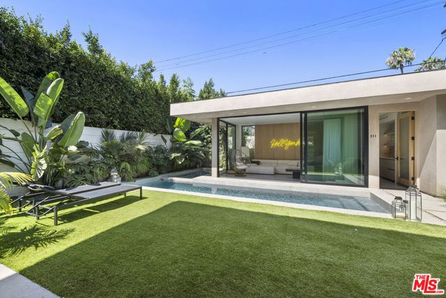 513 N Martel Avenue, Los Angeles, CA 90036