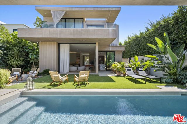 513 N Martel Avenue, Los Angeles, CA 90036
