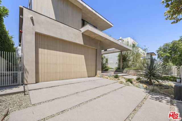 513 N Martel Avenue, Los Angeles, CA 90036