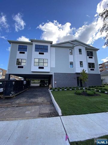74 Clarendon Place 203, Hackensack, NJ 07601