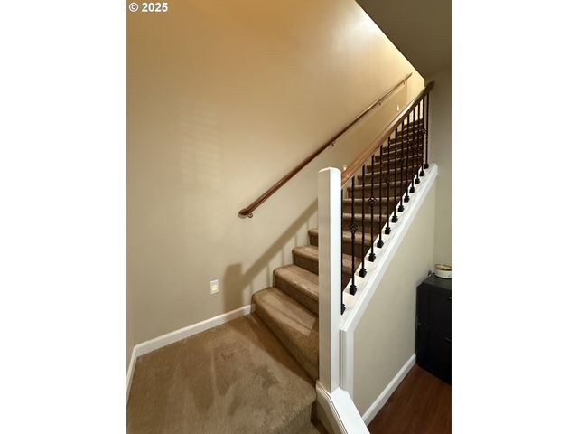 4002 N 3RD Cir, Ridgefield, WA 98642