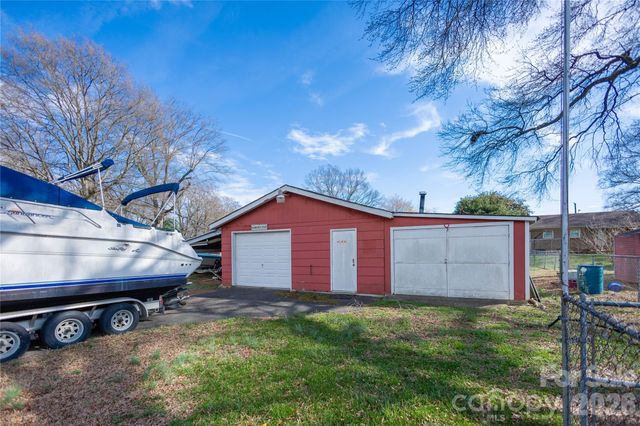214 N North Dakota Street, Charlotte, NC 28216