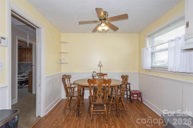 214 N North Dakota Street, Charlotte, NC 28216