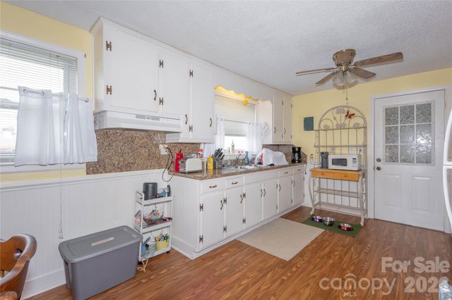 214 N North Dakota Street, Charlotte, NC 28216