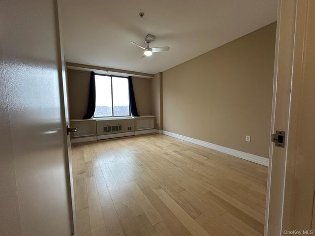 64-05 Yellowstone Boulevard 403S, Forest Hills, NY 11375