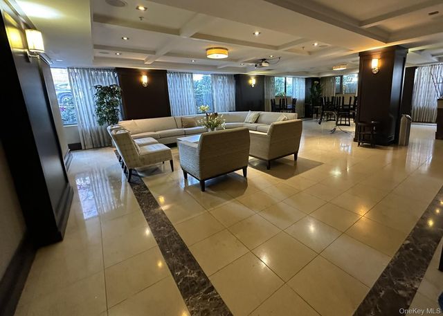 64-05 Yellowstone Boulevard 403S, Forest Hills, NY 11375