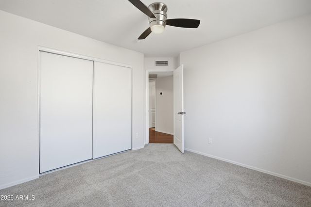 1231 W ISLANDIA Drive, Gilbert, AZ 85233