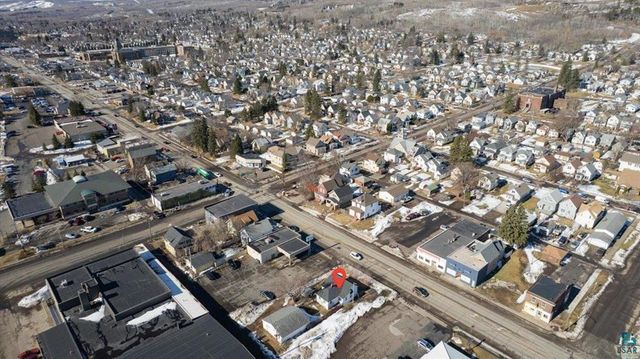 3914 Grand Avenue, Duluth, MN 55807