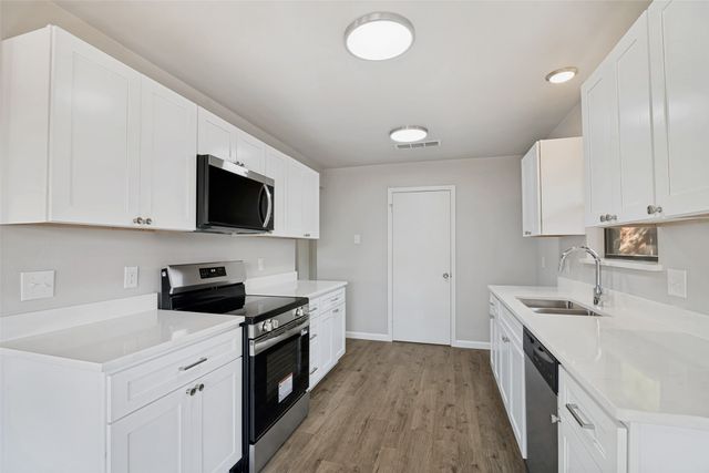 1812 Baylor Drive, Richardson, TX 75081