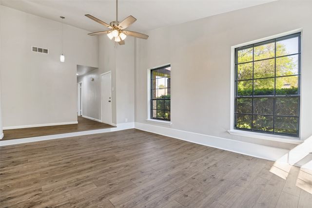 1812 Baylor Drive, Richardson, TX 75081