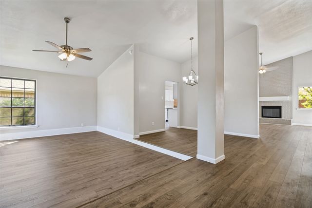 1812 Baylor Drive, Richardson, TX 75081