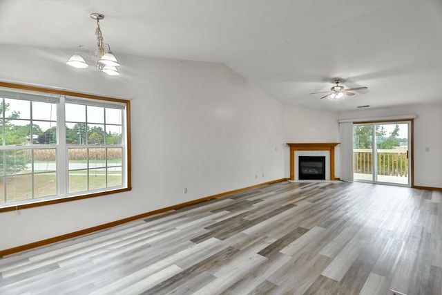 13000 PRIMROSE Place D, Poplar Grove, IL 61065