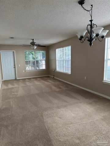 132 Wildflower Ln, Pensacola, FL 32514