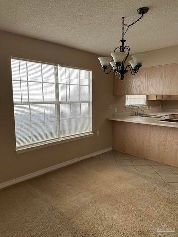 132 Wildflower Ln, Pensacola, FL 32514