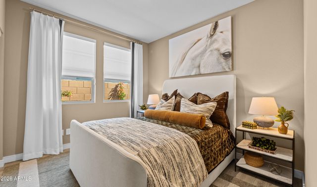 7933 N 77th Drive, Glendale, AZ 85303