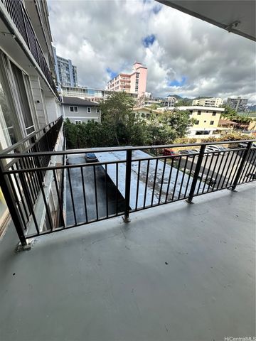 1415 Victoria Street 201, Honolulu, HI 96822