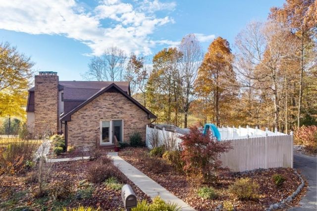 580 Gamaliel Rd, Red Boiling Springs, TN 37150