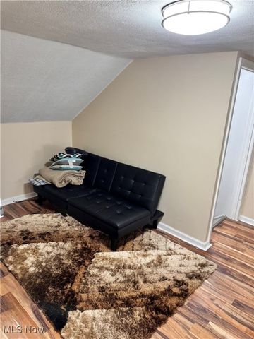 5696 Columbia Drive, Bedford Heights, OH 44146