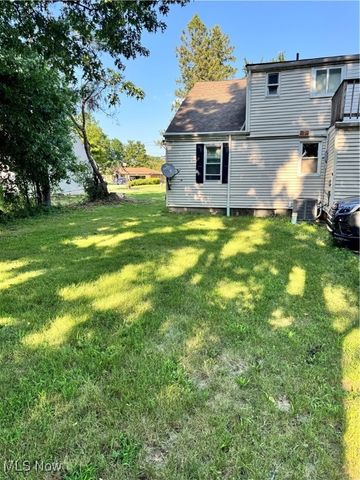 5696 Columbia Drive, Bedford Heights, OH 44146