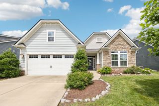 2812 Kellner Dr, Murfreesboro, TN 37128