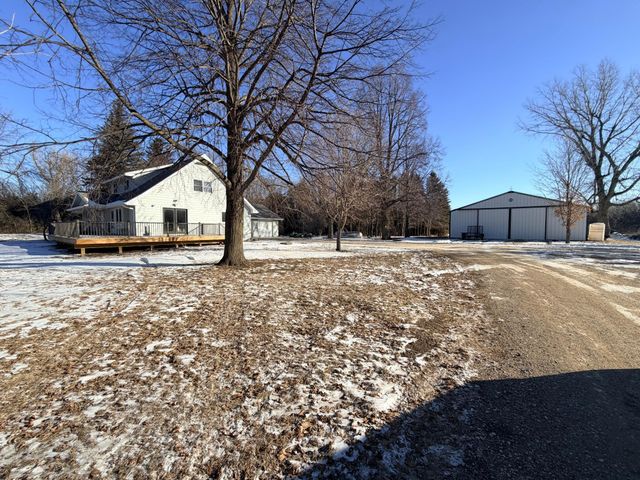 28308 Oliver Avenue, Worthington, MN 56187