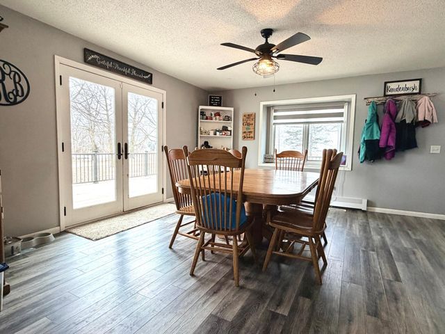 28308 Oliver Avenue, Worthington, MN 56187